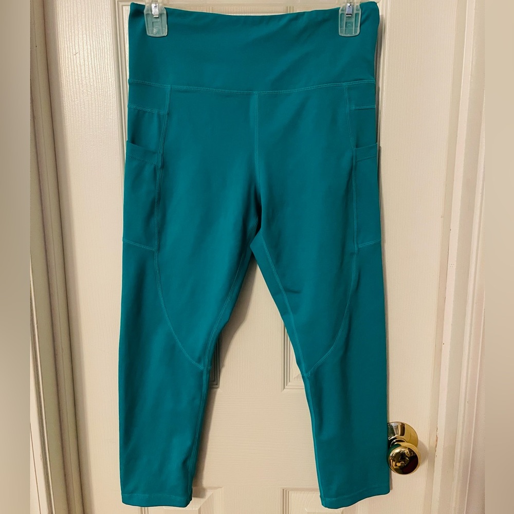 Zyia light n tight hi rise leggings size 6-8